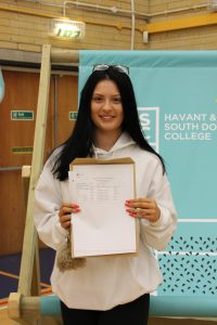 Grace Coupland (A* Politics, A Law, A Psychology, B History)