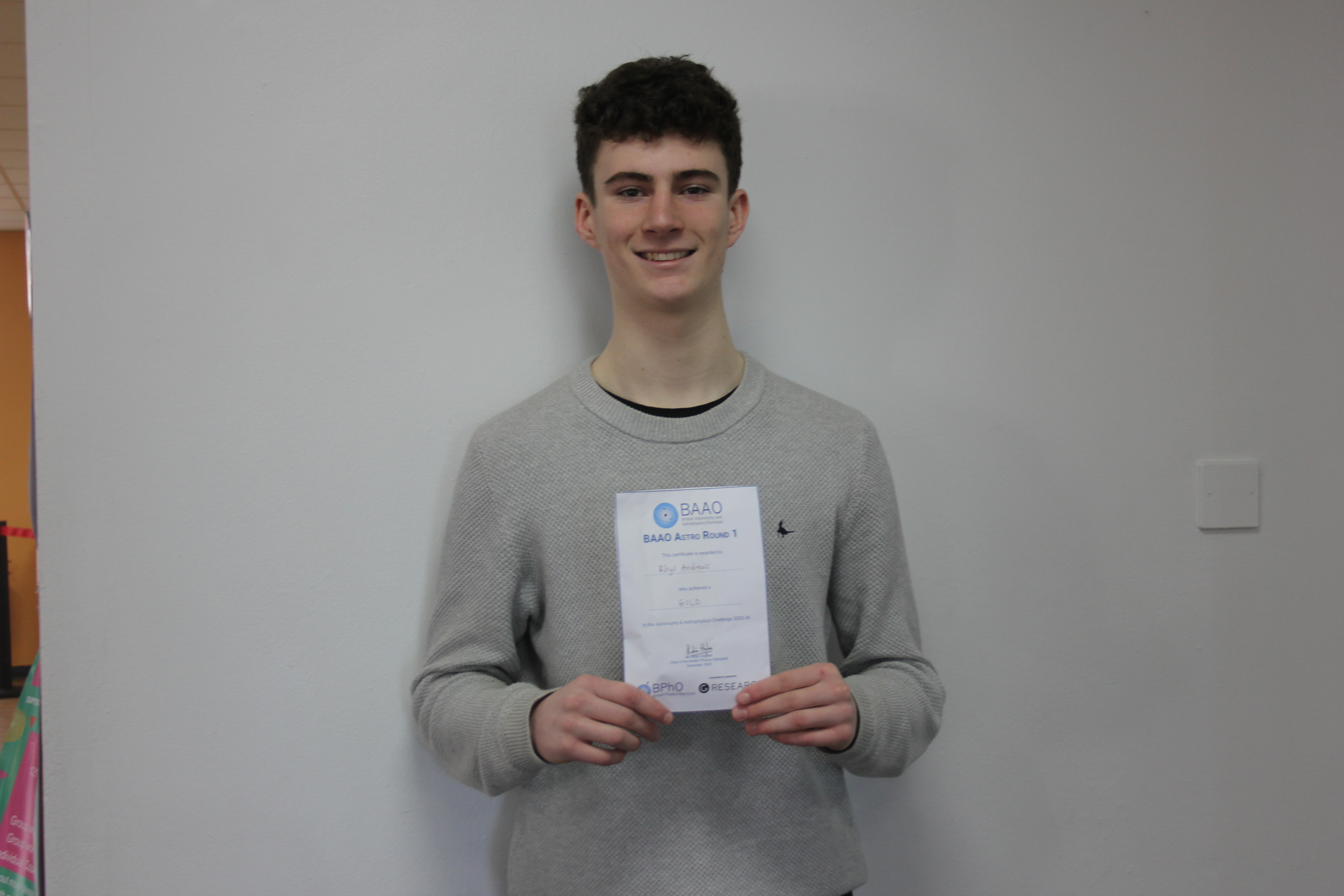 OUTSTANDING ACHIEVEMENT AS HSDC STUDENT WINS GOLD IN NATIONAL PHYSICS OLYMPIAD